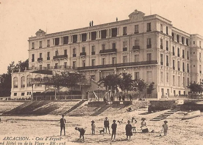 Apartment Centre: T2 A 20m De La Avec Parking - Fr-1-433-153